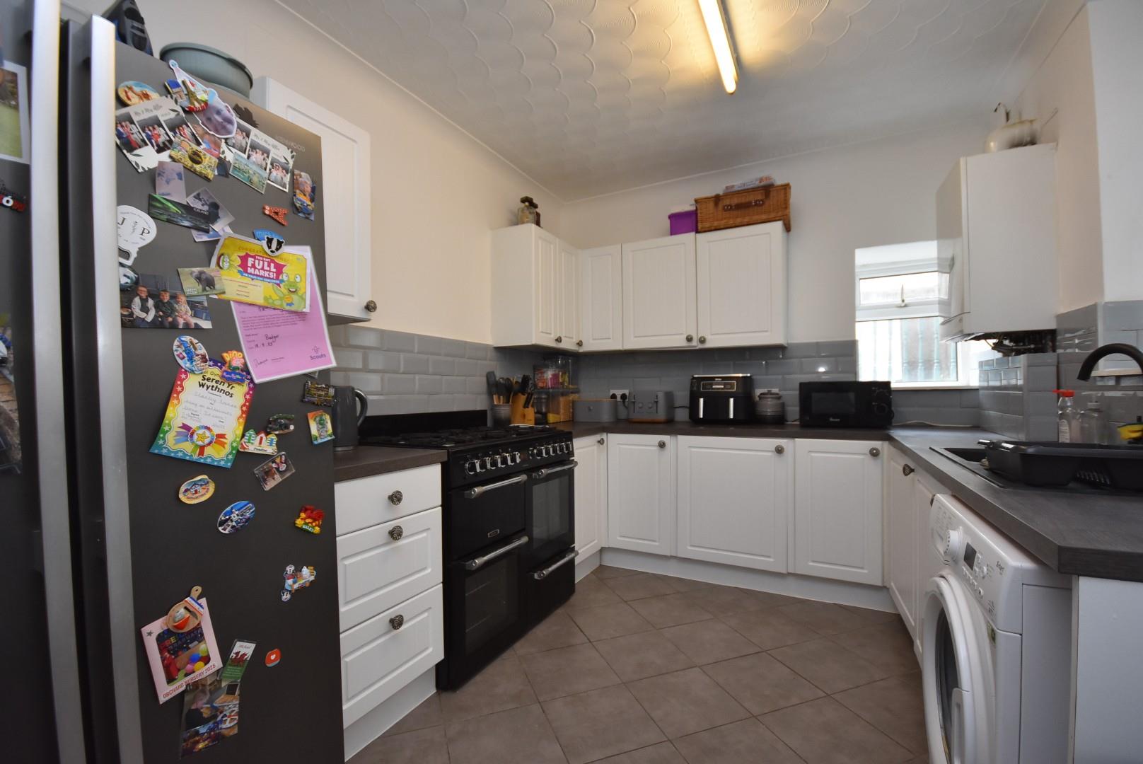 14 Charlotte Place, Barry, CF31 3QE